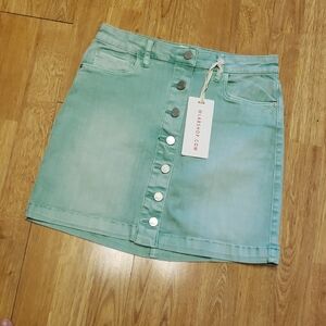 NWT Wash Lab green denim skirt size 4/27